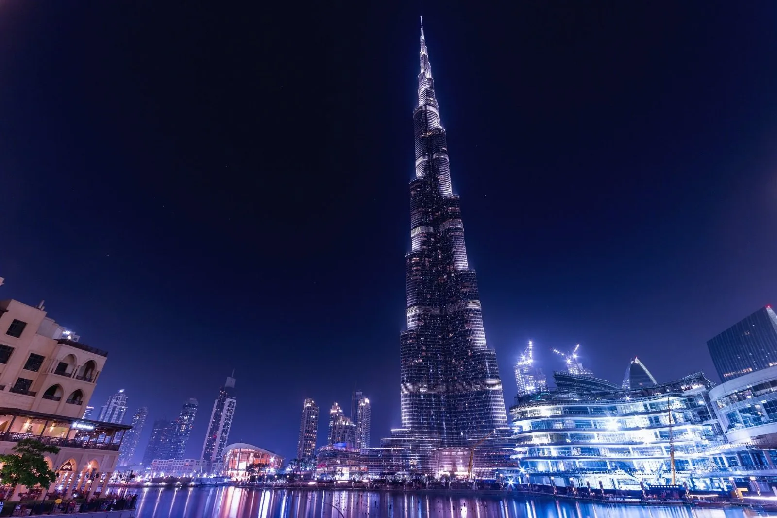 Dubai Premium Escape