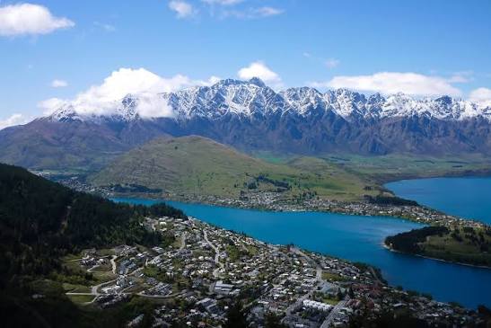 New Zealand Shopping Guide β Best Markets & Souvenirs